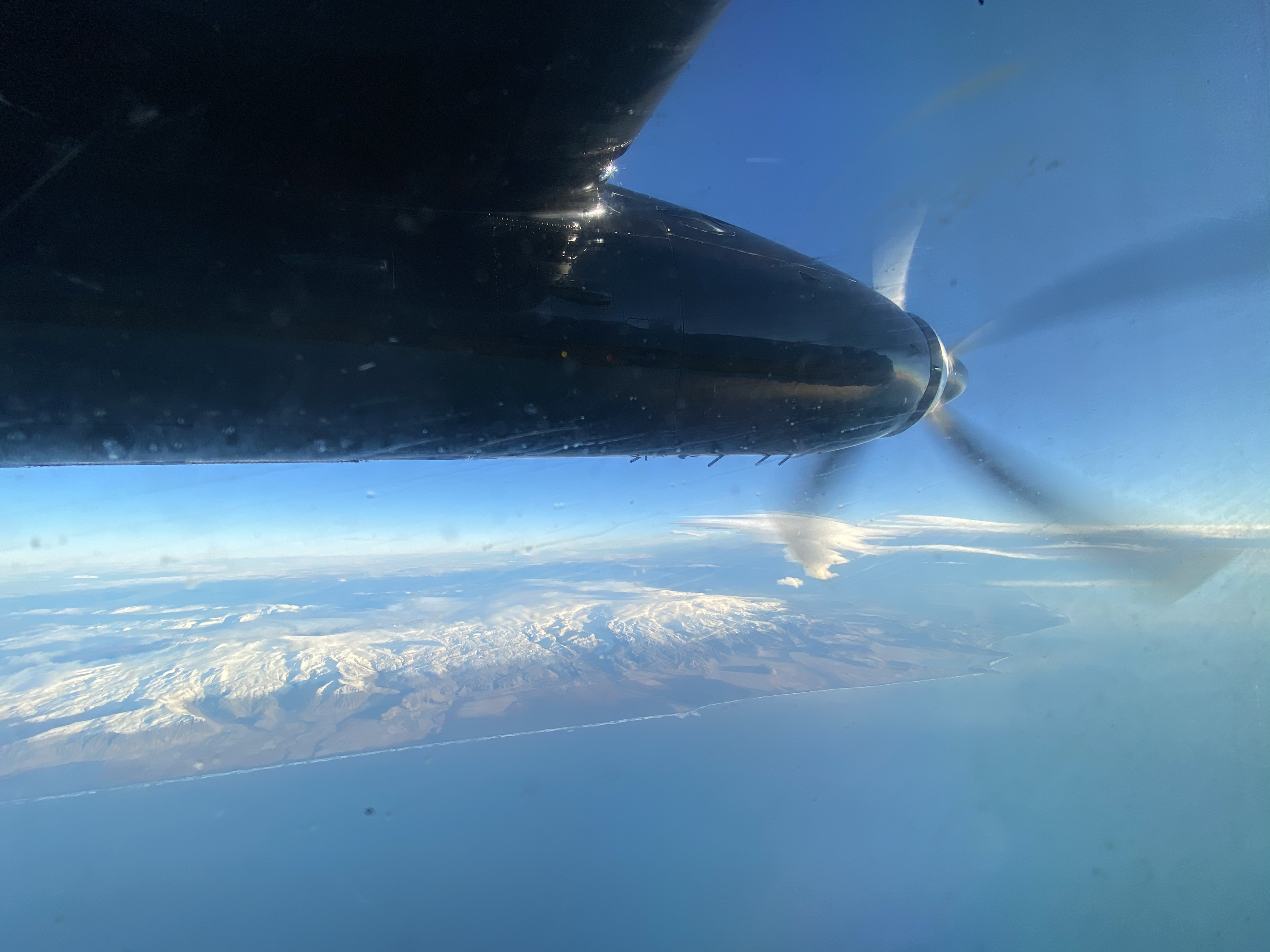 De F27 Excalibur - Van Reykjavik naar Lelystad - blik vanuit de lucht